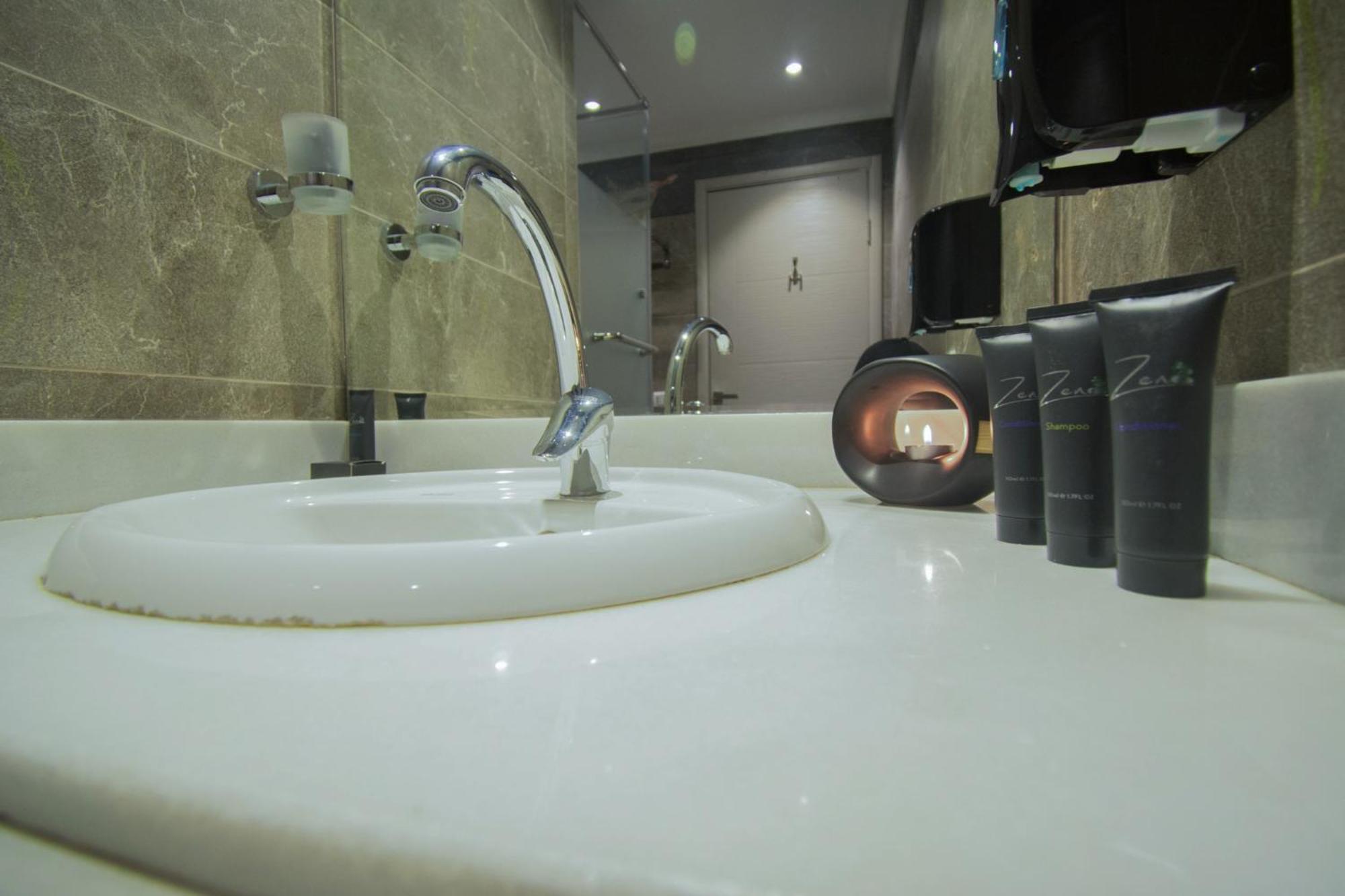 Nile Guardian Hotel Giza المظهر الخارجي الصورة